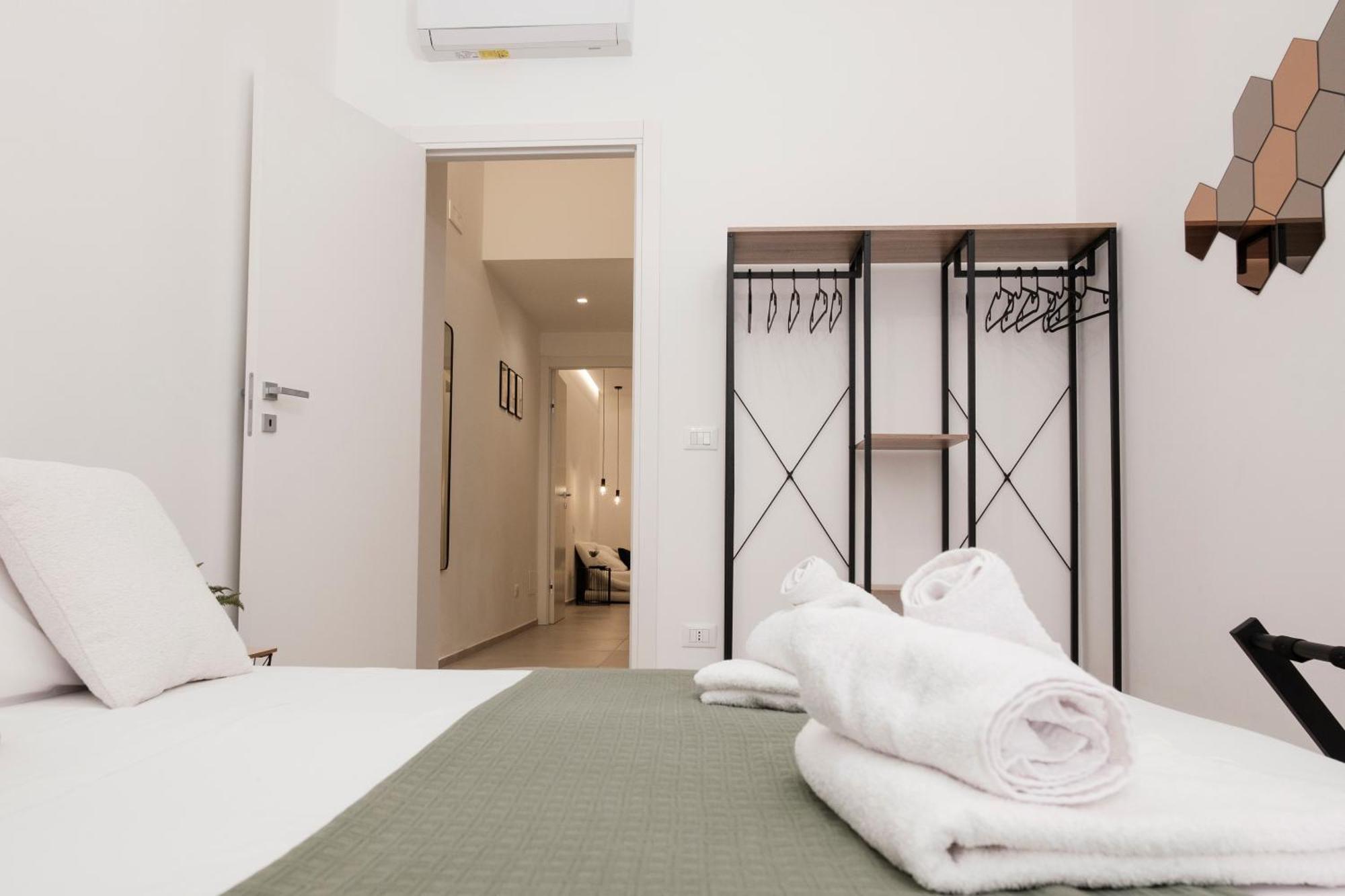 Pepoli Deluxe - Exclusive Apartment - Free Parking Trapani Dış mekan fotoğraf