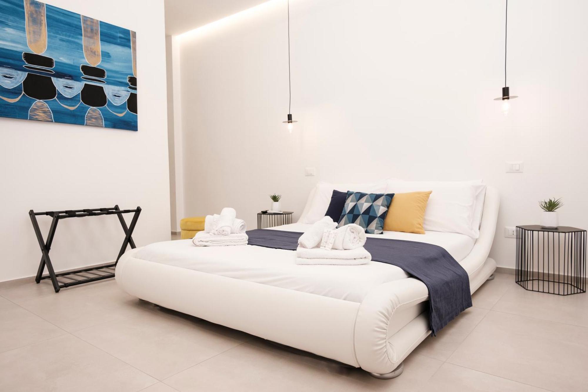 Pepoli Deluxe - Exclusive Apartment - Free Parking Trapani Dış mekan fotoğraf